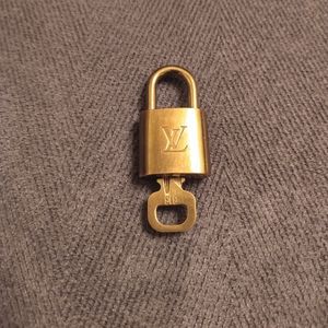 Louis Vuitton Lock and Key #313